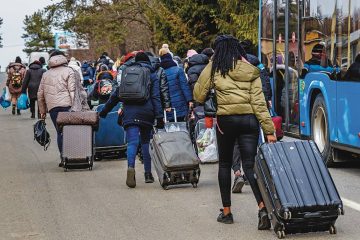 Тимчасовий захист в європейських країнах: за яких умов українці можуть повернутися додому