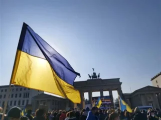 5,6 млн українців залишаються за кордоном: скільки і хто повернеться після 2027 року